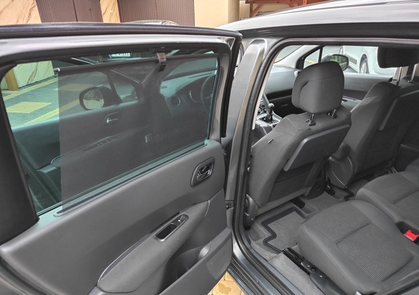 Peugeot 5008 cena 18700 przebieg: 259000, rok produkcji 2012 z Nowa Dęba małe 781